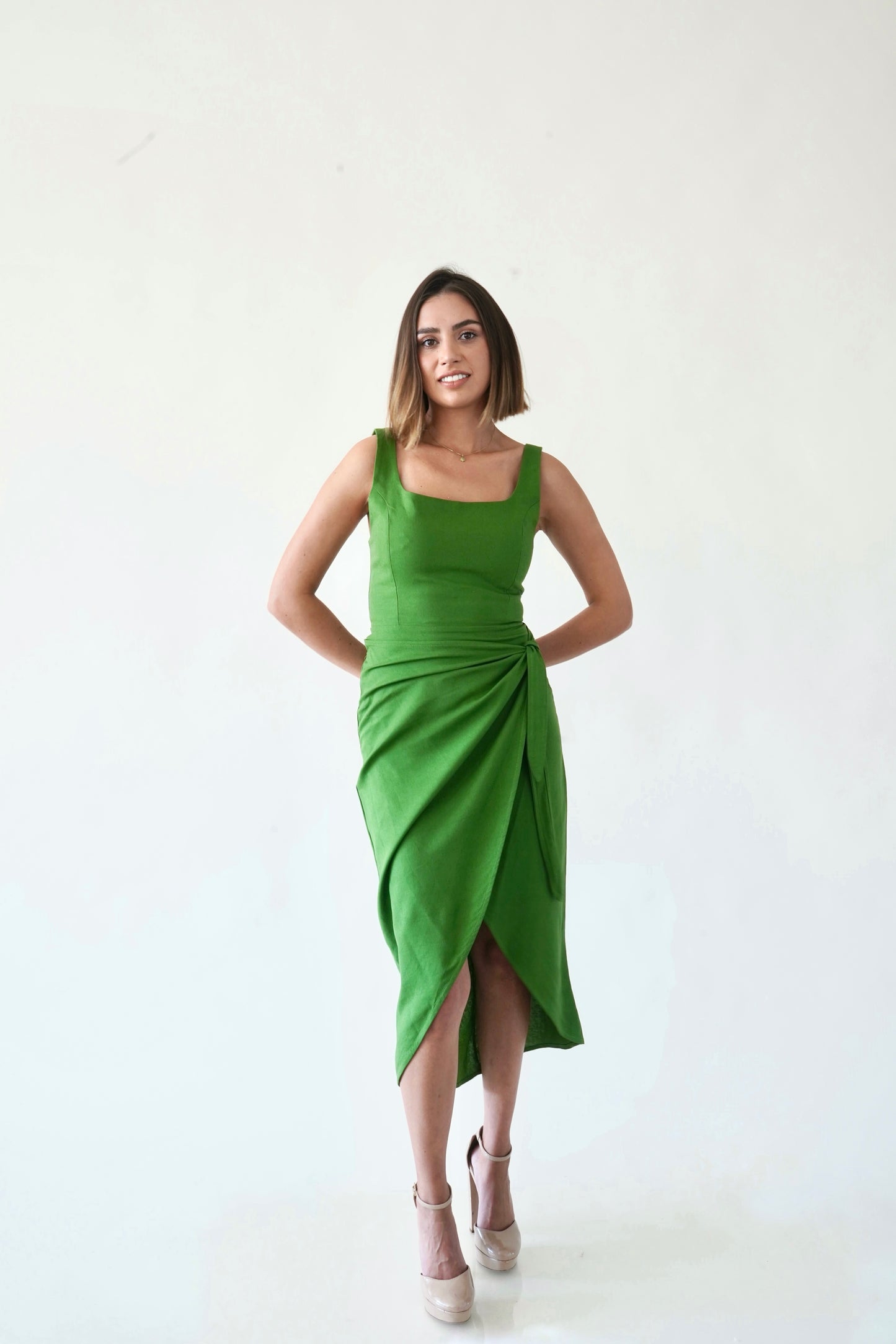 Vestido Midi Lino Envolvente