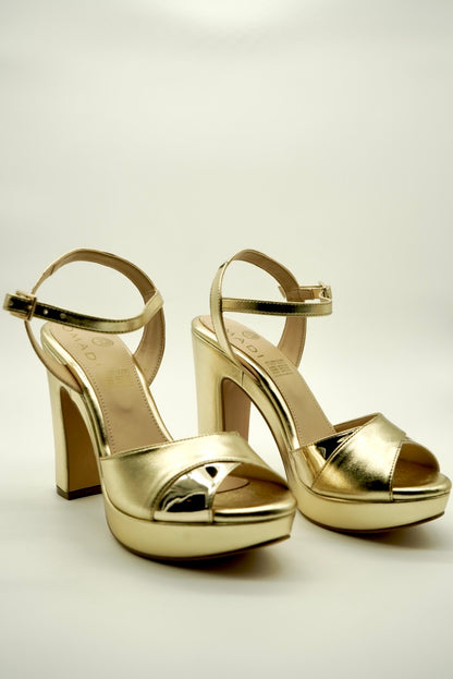Zapato Tacón Dorado