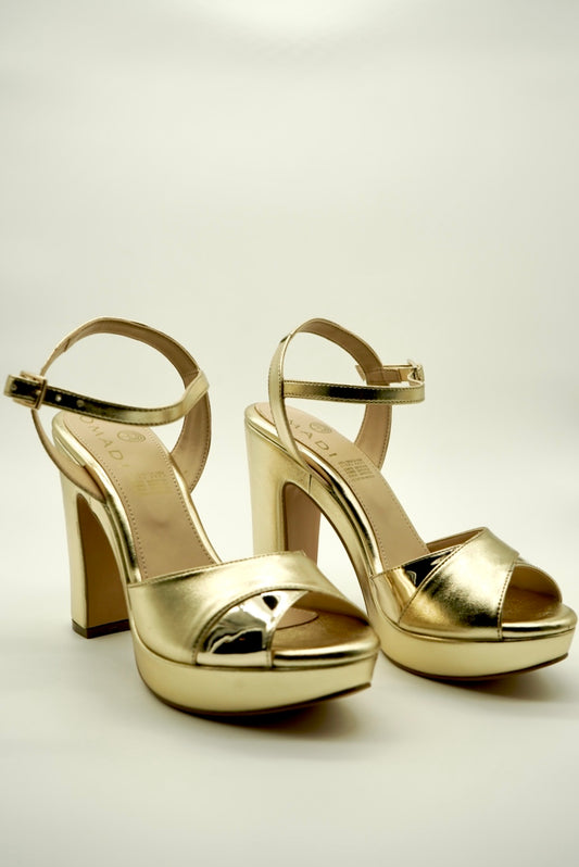 Zapato Tacón Dorado